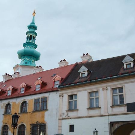 Апартаменты New 1 Bdr, W/Private Parking Братислава Экстерьер фото